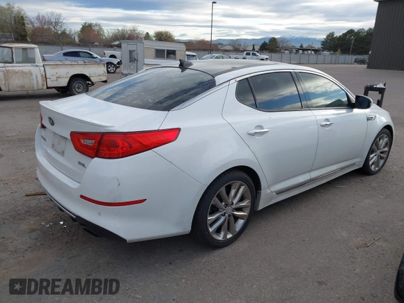 2015 Kia Optima SXL Turbo with VIN 5XXGR4A63FG374348, listed as a IAAI auction lot 41913278 with 173,880 mi miles and . Bid and sale history available at DreamBid. Image 4.