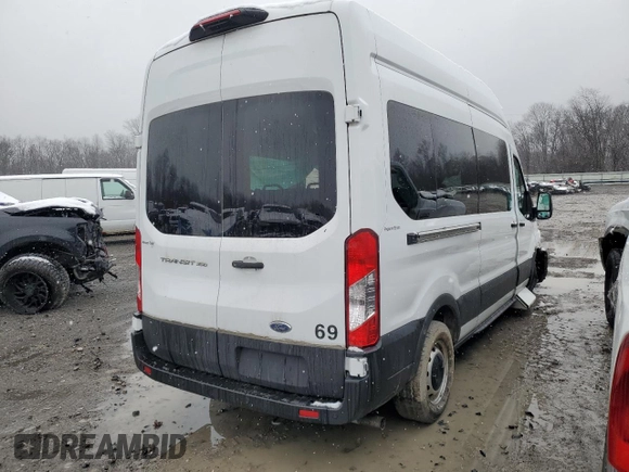 2023 Ford Transit with VIN 1FDAX2X84PKA86334, listed as a Copart auction lot 84940534 with 14,670 mi miles and Salvage Title. Bid and sale history available at DreamBid. Image 3.