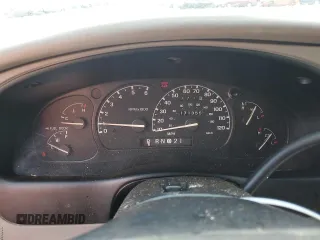 1999 Ford Explorer XLT z VIN 1FMZU32E7XUC57161, wystawiony jako Copart lot #58804815 z przebiegiem 171 355 mil mil oraz Czysty tytuł • Clean title. Historia ofert i sprzedaży dostępna na DreamBid. Obrazek 9.