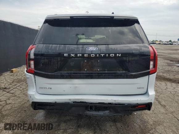 2025 Ford Expedition Max Active with VIN 1FMJK1J8XSEA22971, listed as a Copart auction lot 64187415 with Not provided miles and Clean title. Bid and sale history available at DreamBid. Image 6.
