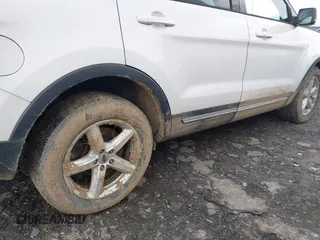 2017 Ford Explorer XLT z VIN 1FM5K8D83HGC80140, wystawiony jako IAAI lot #42336788 z przebiegiem 94 058 mil mil oraz . Historia ofert i sprzedaży dostępna na DreamBid. Obrazek 6.