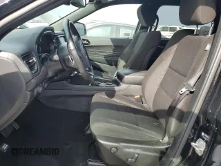 2023 Dodge Durango GT z VIN 1C4RDHDG3PC616723, wystawiony jako Copart lot #75135174 z przebiegiem Nie podano mil oraz Nie do naprawy • Non repairable. Historia ofert i sprzedaży dostępna na DreamBid. Obrazek 7.