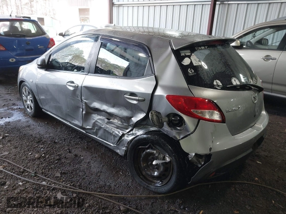 2013 Mazda 2 Sport with VIN JM1DE1KY1D0167999, listed as a IAAI auction lot 41713546 with 204,443 mi miles and . Bid and sale history available at DreamBid. Image 6.