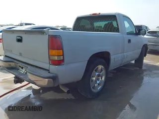 2004 Chevrolet Silverado 1500 LS with VIN 1GCEC14T24Z215856, listed as a IAAI auction lot 41840514 with 137,747 mi miles. Bid and sale history available at carsss.com. Image 4.
