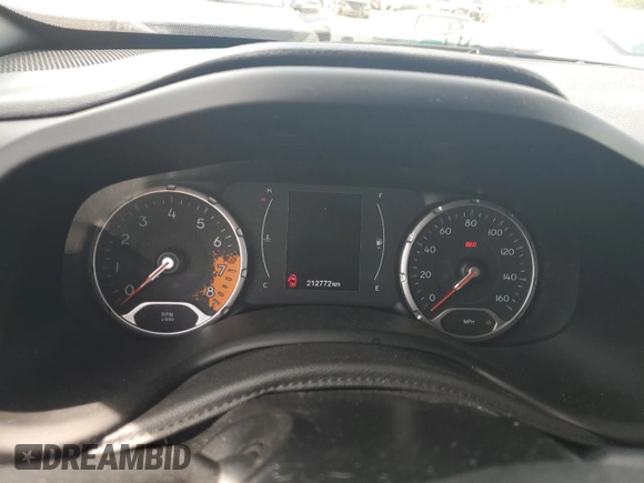 2018 Jeep Renegade Latitude with VIN ZACCJABB1JPH47472, listed as a Copart auction lot 58710965 with 212,772 mi miles and Salvage title. Bid and sale history available at DreamBid. Image 9.