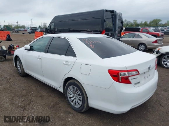 2012 Toyota Camry L z VIN 4T1BF1FKXCU525596, wystawiony jako IAAI lot #42076132 z przebiegiem 197 164 mil mil oraz . Historia ofert i sprzedaży dostępna na DreamBid. Obrazek 3.