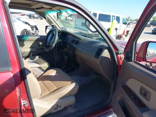 1997 Toyota 4Runner Limited with VIN JT3GN87RXV0043193, listed as a IAAI auction lot 40449985 with 210,983 mi miles. Bid and sale history available at carsss.com. Image 5.