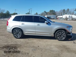 2022 Volvo XC90 Momentum with VIN YV4102PK4N1831166, listed as a IAAI auction lot 41445537 with 77,714 mi miles. Bid and sale history available at carsss.com. Image 13.