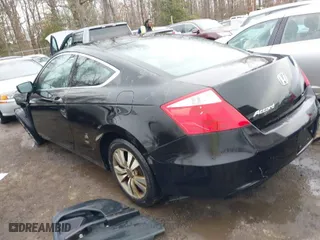 2008 Honda Accord Cpe LX-S with VIN 1HGCS12328A022304, listed as a IAAI auction lot 41541266 with 206,948 mi miles. Bid and sale history available at carsss.com. Image 3.