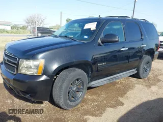 2011 Chevrolet Tahoe LT z VIN 1GNSCBE01BR160656, wystawiony jako IAAI lot #41822149 z przebiegiem 248 195 mil mil oraz . Historia ofert i sprzedaży dostępna na DreamBid. Obrazek 16.