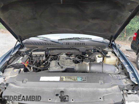 2004 Ford Expedition Eddie Bauer with VIN 1FMPU18L44LB32895, listed as a IAAI auction lot 42329514 with 283,718 mi miles and . Bid and sale history available at DreamBid. Image 10.