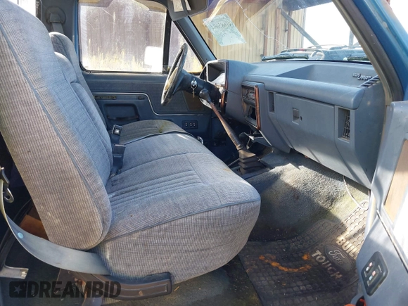 1990 Ford F-150 with VIN 1FTEF14NXLPB58633, listed as a IAAI auction lot 41685084 with 42,018 mi miles. Bid and sale history available at carsss.com. Image 5.