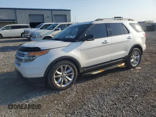 2014 Ford Explorer XLT z VIN 1FM5K7D86EGC51835, wystawiony jako Copart lot #52557795 z przebiegiem 190 815 mil mil oraz Szkoda całkowita • Salvage title. Historia ofert i sprzedaży dostępna na DreamBid. Obrazek 1.