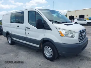 2015 Ford Transit Cargo z VIN 1FTNR1ZM4FKA33913, wystawiony jako IAAI lot #42368442 z przebiegiem 91 608 mil mil oraz . Historia ofert i sprzedaży dostępna na DreamBid. Obrazek 1.