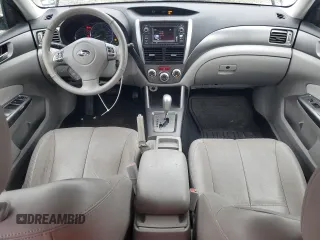 2011 Subaru Forester X Limited z VIN JF2SHAECXBH740090, wystawiony jako Copart lot #56787735 z przebiegiem 158 096 mil mil oraz Czysty tytuł • Clean title. Historia ofert i sprzedaży dostępna na DreamBid. Obrazek 8.