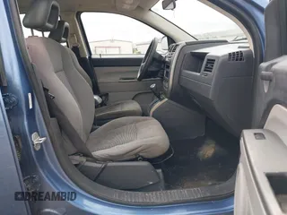 2007 Jeep Compass Sport with VIN 1J8FT47W57D215243, listed as a IAAI auction lot 41925203 with 255,193 mi miles. Bid and sale history available at carsss.com. Image 5.