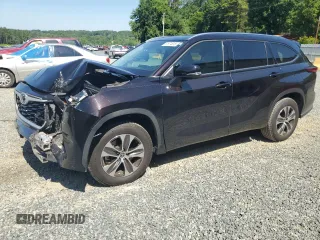 2021 Toyota Highlander XLE with VIN 5TDGZRAH4MS080595, listed as a Copart auction lot 61874615 with 56,315 mi miles and Salvage title. Bid and sale history available at DreamBid. Image 1.