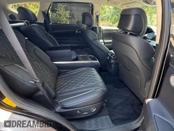 2024 Genesis GV80 Prestige Signature с VIN KMUHCESC9RU170651, выставлен на аукционе Copart как лот 65822115 с пробегом 7 849 миль миль и Чистый • Clean title. История ставок и продаж доступна на DreamBid. Изображение 6.
