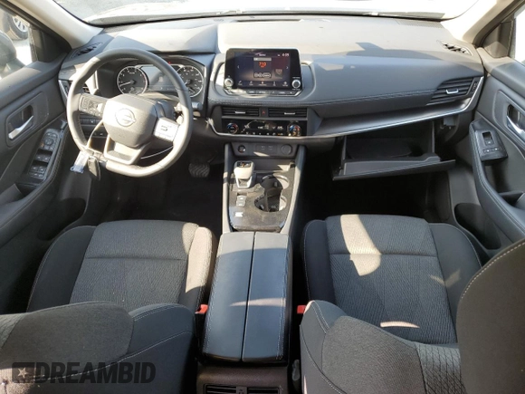 2025 Nissan Rogue SV with VIN 5N1BT3BA5SC814780, listed as a Copart auction lot 54378515 with 5,972 mi miles and Clean Title. Bid and sale history available at DreamBid. Image 8.
