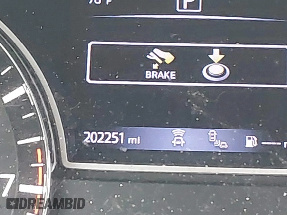 2017 Nissan Altima S z VIN 1N4AL3AP4HC288839, wystawiony jako IAAI lot #42162440 z przebiegiem 222 000 mil mil oraz . Historia ofert i sprzedaży dostępna na DreamBid. Obrazek 16.