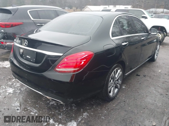 2015 Mercedes-Benz C-Class C 300 with VIN 55SWF4JB9FU089625, listed as a IAAI auction lot 41538932 with 129,101 mi miles. Bid and sale history available at carsss.com. Image 4.