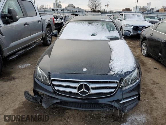 2017 Mercedes-Benz E-Class E 300 Luxury with VIN WDDZF4KBXHA108116, listed as a Copart auction lot 70897062 with 76,671 mi miles. Bid and sale history available at carsss.com. Image 5.
