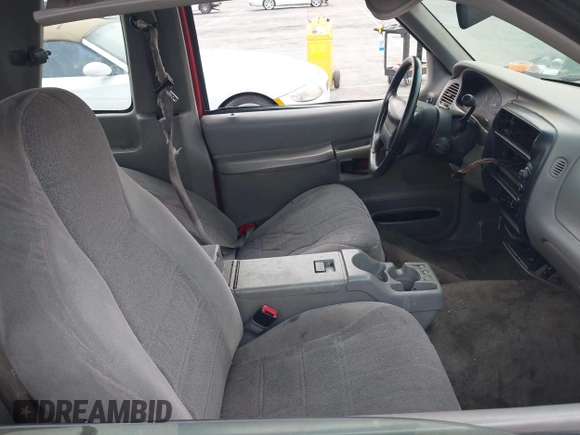 1999 Ford Explorer с VIN 1FMYU22E9XUB59237, выставлен на аукционе IAAI как лот 41773698 с пробегом 202 175 миль миль и . История ставок и продаж доступна на DreamBid. Изображение 5.