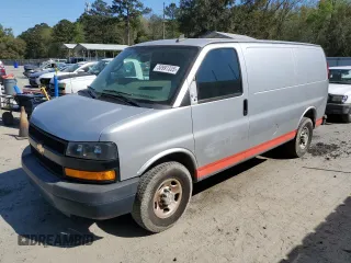 2018 Chevrolet Express Cargo with VIN 1GCWGAFP3J1318769, listed as a Copart auction lot 50991335 with 147,260 mi miles and Clean title. Bid and sale history available at DreamBid. Image 1.