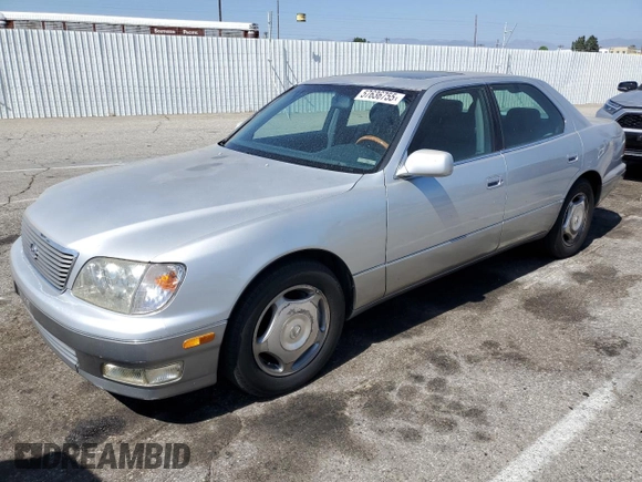 1998 Lexus LS 400 z VIN JT8BH28F4W0121806, wystawiony jako Copart lot #57636755 z przebiegiem 264 027 mil mil oraz Czysty tytuł • Clean title. Historia ofert i sprzedaży dostępna na DreamBid. Obrazek 1.