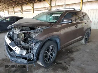 2017 Toyota Highlander LE with VIN 5TDBZRFH1HS426675, listed as a Copart auction lot 48574025 with 64,909 mi miles and Salvage title. Bid and sale history available at DreamBid. Image 1.