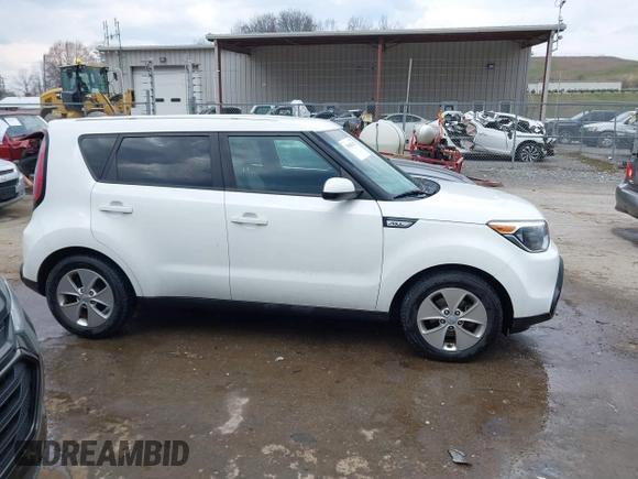 2016 Kia Soul with VIN KNDJN2A27G7259989, listed as a IAAI auction lot 39006527 with 106,751 mi miles. Bid and sale history available at carsss.com. Image 13.