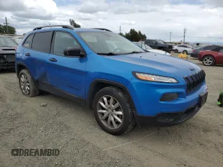 2017 Jeep Cherokee Sport с VIN 1C4PJLAB7HW619264, выставлен на аукционе Copart как лот 54589805 с пробегом 108 004 миль миль и Списание • Salvage title. История ставок и продаж доступна на DreamBid. Изображение 4.