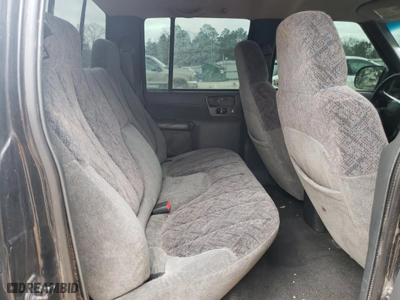 2002 GMC Sonoma SLS with VIN 1GTDT13W62K205814, listed as a Copart auction lot 44540485 with NaN miles and Salvage Title. Bid and sale history available at carsss.com. Image 10.
