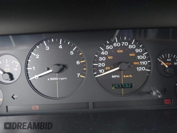 1996 Jeep Grand Cherokee Laredo with VIN 1J4FX58S5TC388512, listed as a IAAI auction lot 42803796 with 147,732 mi miles and . Bid and sale history available at DreamBid. Image 7.