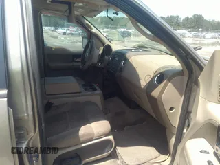 2006 Ford F-150 XLT z VIN 1FTPW12VX6KD51846, wystawiony jako IAAI lot #42361764 z przebiegiem 430 270 mil mil oraz . Historia ofert i sprzedaży dostępna na DreamBid. Obrazek 5.
