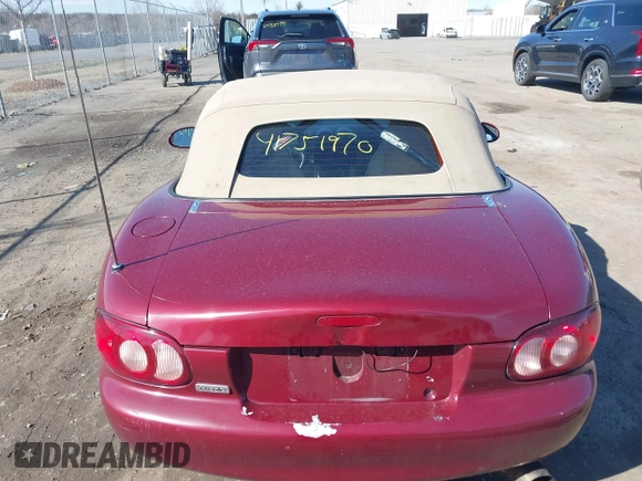 2003 Mazda MX-5 Miata Cloth with VIN JM1NB353730302782, listed as a IAAI auction lot 41751970 with 109,336 mi miles and . Bid and sale history available at DreamBid. Image 16.