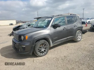 2020 Jeep Renegade Latitude with VIN ZACNJABB5LPL67902, listed as a Copart auction lot 43583555 with 70,577 mi miles and Salvage Title. Bid and sale history available at carsss.com. Image 1.