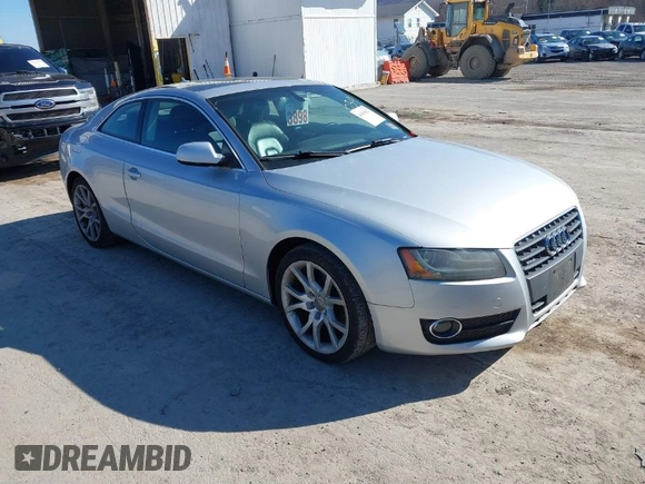 2012 Audi A5 Premium Plus z VIN WAULFAFR2CA003730, wystawiony jako IAAI lot #41659627 z przebiegiem 110 392 mil mil oraz . Historia ofert i sprzedaży dostępna na DreamBid. Obrazek 1.