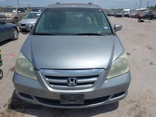 2006 Honda Odyssey EX-L with VIN 5FNRL38626B055441, listed as a IAAI auction lot 42073227 with 210,360 mi miles. Bid and sale history available at carsss.com. Image 6.