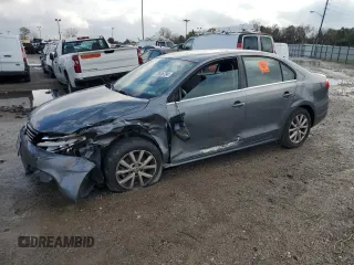 2013 Volkswagen Jetta SE z VIN 3VWDP7AJ2DM380939, wystawiony jako Copart lot #51792945 z przebiegiem 160 746 mil mil oraz Nie do naprawy • Non repairable. Historia ofert i sprzedaży dostępna na DreamBid. Obrazek 1.