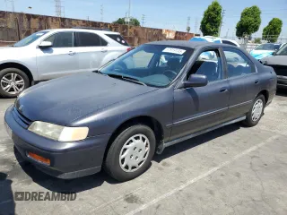 1994 Honda Accord z VIN JHMCD5547RC022856, wystawiony jako Copart lot #57919135 z przebiegiem 195 163 mil mil oraz Czysty tytuł • Clean title. Historia ofert i sprzedaży dostępna na DreamBid. Obrazek 1.