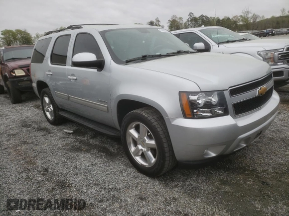 2013 Chevrolet Tahoe LT z VIN 1GNSCBE01DR172941, wystawiony jako Copart lot #51650255 z przebiegiem 110 706 mil mil oraz Szkoda całkowita • Salvage title. Historia ofert i sprzedaży dostępna na DreamBid. Obrazek 4.