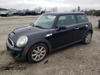 2012 MINI Hardtop S with VIN WMWSV3C56CT385518, listed as a Copart auction lot 48156265 with 146,614 mi miles and Clean Title. Bid and sale history available at DreamBid. Image 1.