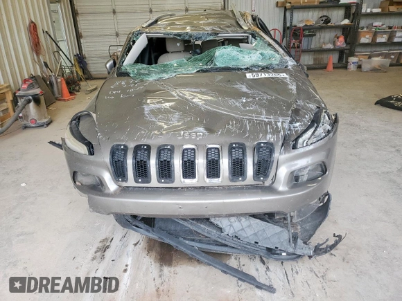 2017 Jeep Cherokee Latitude с VIN 1C4PJLCB5HW508872, выставлен на аукционе Copart как лот 59713265 с пробегом 139 682 миль миль и На запчасти • Non repairable. История ставок и продаж доступна на DreamBid. Изображение 5.