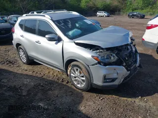 2020 Nissan Rogue SV with VIN JN8AT2MT7LW015645, listed as a IAAI auction lot 41931378 with 66,518 mi miles. Bid and sale history available at carsss.com. Image 1.