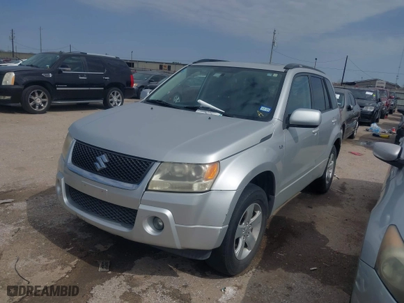 2008 Suzuki Grand Vitara XSport w/Snrf with VIN JS3TD944184102061, listed as a IAAI auction lot 41568021 with 149,610 mi miles. Bid and sale history available at carsss.com. Image 2.