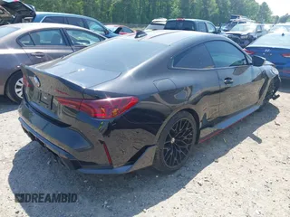 2023 BMW 4 Series z VIN WBS63AZ04PCL58455, wystawiony jako IAAI lot #42134004 z przebiegiem 4 589 mil mil oraz . Historia ofert i sprzedaży dostępna na DreamBid. Obrazek 4.