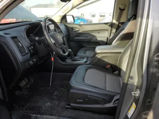 2020 Chevrolet Colorado 4WD Z71 z VIN 1GCGTDEN2L1133150, wystawiony jako Copart lot #46129875 z przebiegiem 78 011 mil mil oraz Szkoda całkowita • Salvage title. Historia ofert i sprzedaży dostępna na DreamBid. Obrazek 7.