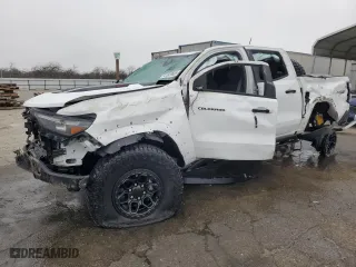 2024 Chevrolet Colorado 4WD ZR2 with VIN 1GCPTFEK6R1210306, listed as a Copart auction lot 41628505 with 8,078 mi miles and Salvage Title. Bid and sale history available at carsss.com. Image 1.