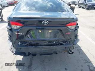 2020 Toyota Corolla XSE with VIN JTDT4RCE2LJ041435, listed as a IAAI auction lot 42020086 with 38,652 mi miles. Bid and sale history available at carsss.com. Image 17.